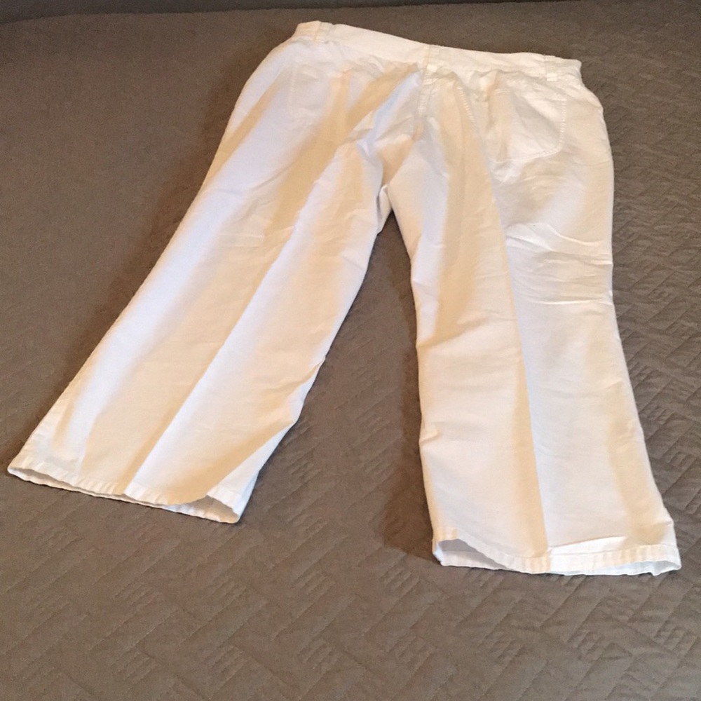 Calvin Klein Capri - Picture 3 of 6